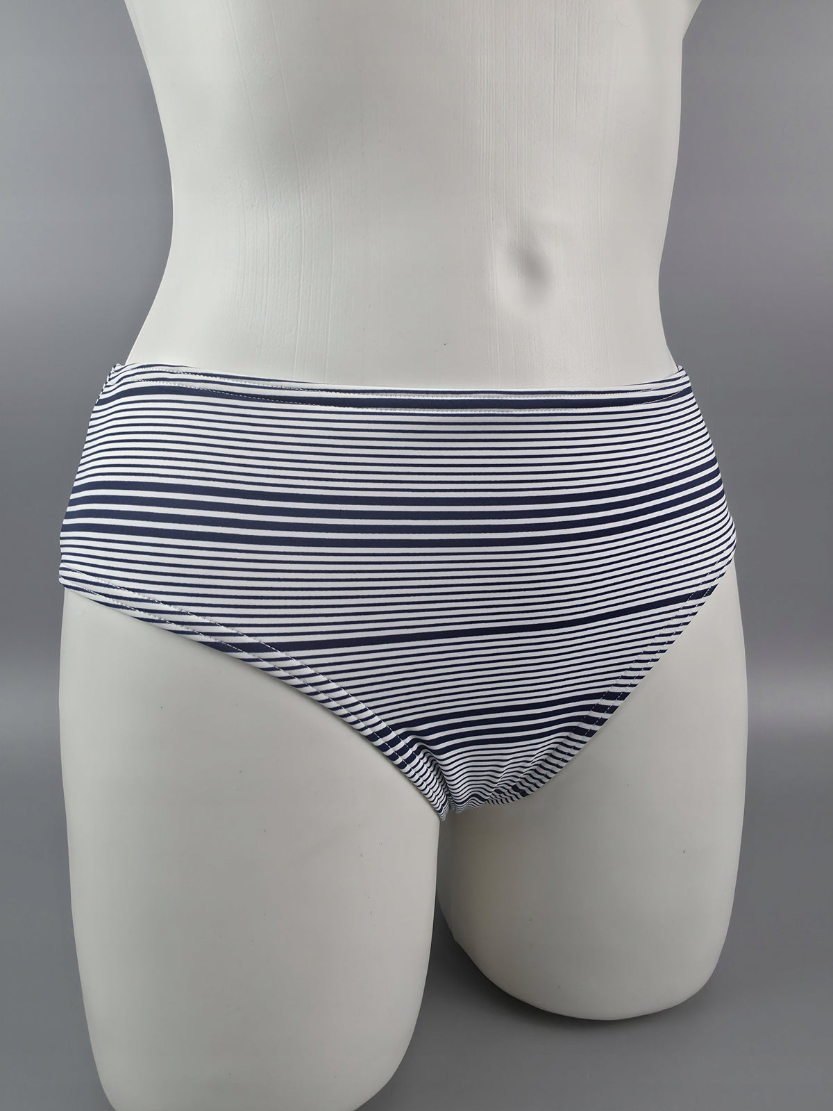 Majtki Kąpielowe Dół Bikini Triumph Mix & Match Midi