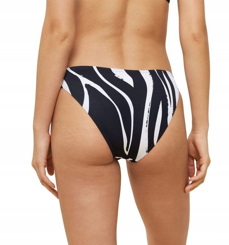 TRIUMPH Dół Bikini Majtki Kąpielowe Summer Mix Match Tai 40 CZARNO BIAŁE